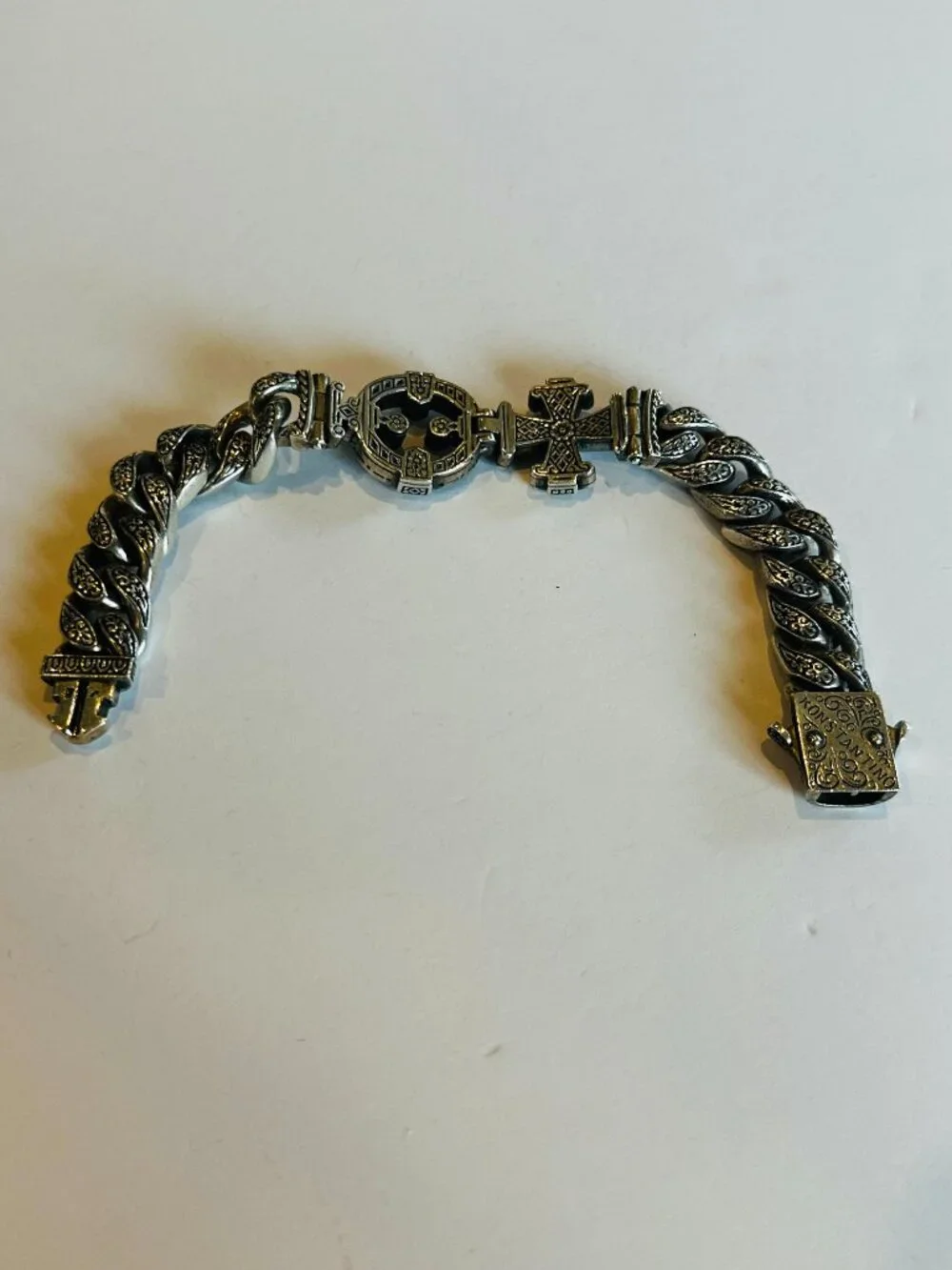 Konstantino men stavros